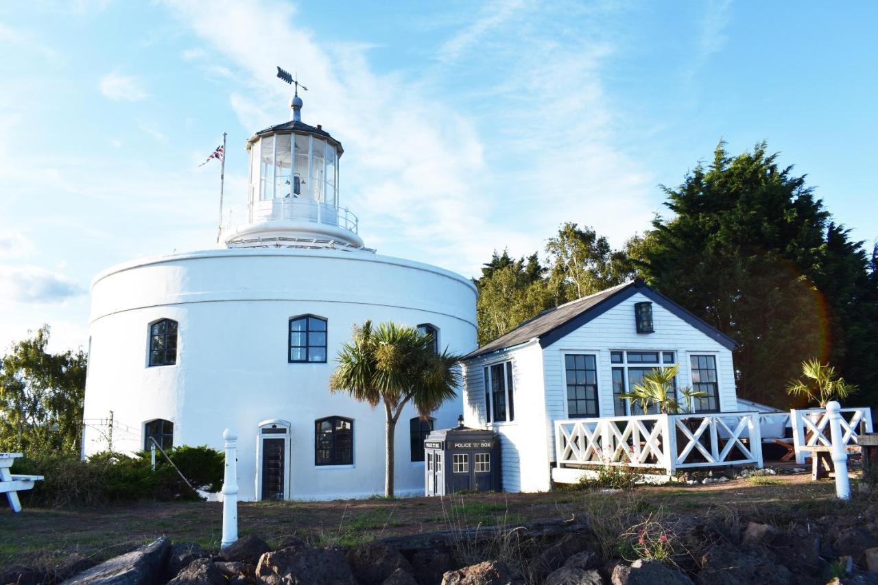 The West Usk Lighthouse Lightkeepers * Newport (Gwent)